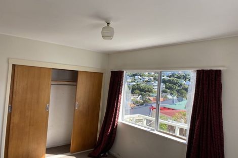 Photo of property in 2 Overtoun Terrace, Hataitai, Wellington, 6021