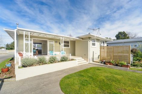 Photo of property in 10 Bond Street, Marton, 4710