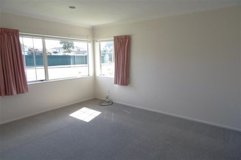 Photo of property in 42a Wallace Place, Westown, New Plymouth, 4310