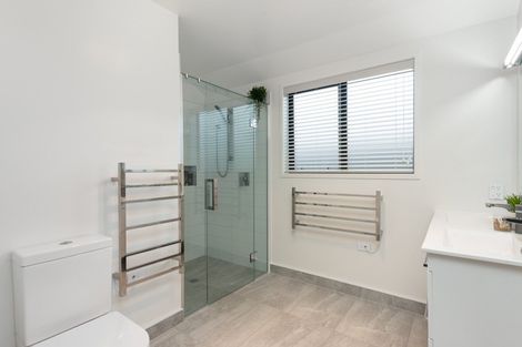 Photo of property in 2 Greystone Place, Omokoroa, 3114