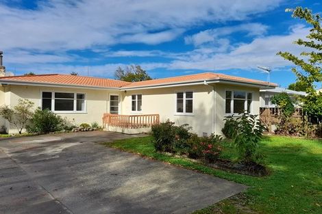 Photo of property in 15 Lancaster Street, Highbury, Palmerston North, 4412