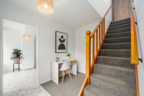 Photo of property in 10 Mallard Grove, Churton Park, Wellington, 6037