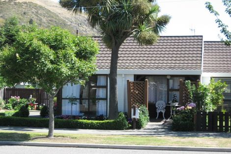 Photo of property in 1/128 Nayland Street, Sumner, Christchurch, 8081