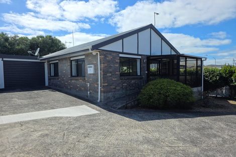 Photo of property in 3/15 Ronald Street, Strandon, New Plymouth, 4312