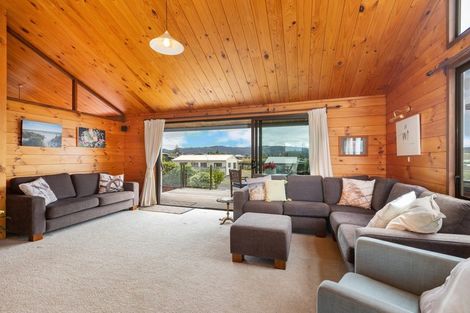 Photo of property in 40 Meiklejohn Way, Omaha, 0986