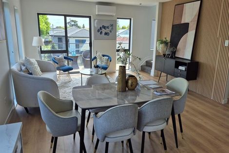 Photo of property in 2/7 Woolfield Road, Papatoetoe, Auckland, 2025