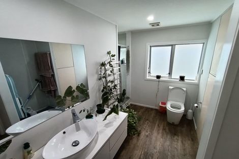 Photo of property in 47 Torkar Road, Clarks Beach, 2122