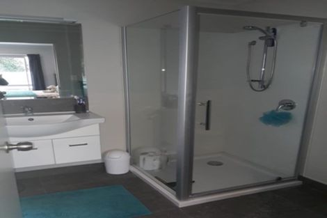 Photo of property in 9b Sandspit Road, Waiuku, 2123