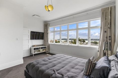 Photo of property in 4 Sentinel Road, Herne Bay, Auckland, 1011