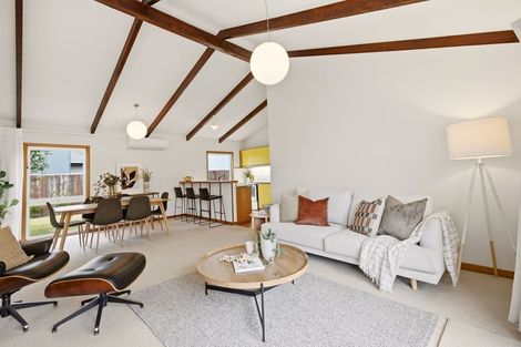 Photo of property in 3 Raekura Place, Redcliffs, Christchurch, 8081