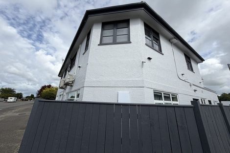 Photo of property in 539-541 Featherston Street, Roslyn, Palmerston North, 4414