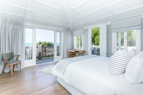 Photo of property in 313 Clifton Road, Te Awanga, 4102