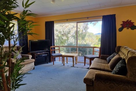 Photo of property in 730 Whangaruru North Road, Whangaruru, Hikurangi, 0184