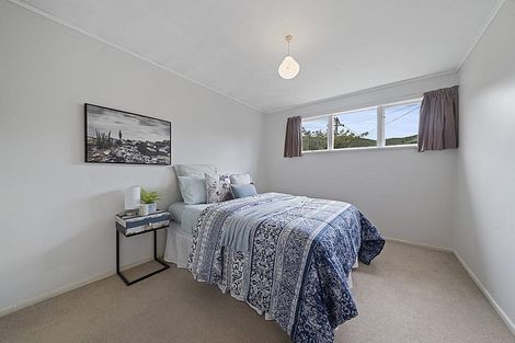 Photo of property in 3 Saint Edmund Crescent, Tawa, Wellington, 5028