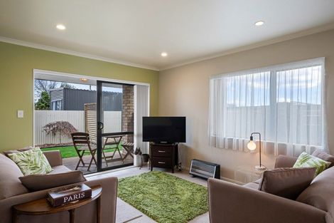 Photo of property in 172a Bartholomew Road, Levin, 5510