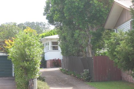 Photo of property in 34 Hilling Street, Titirangi, Auckland, 0604