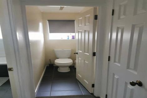 Photo of property in 4 Fieldstone Court, Northpark, Auckland, 2013