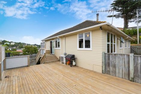 Photo of property in 61 Jillett Street, Titahi Bay, Porirua, 5022