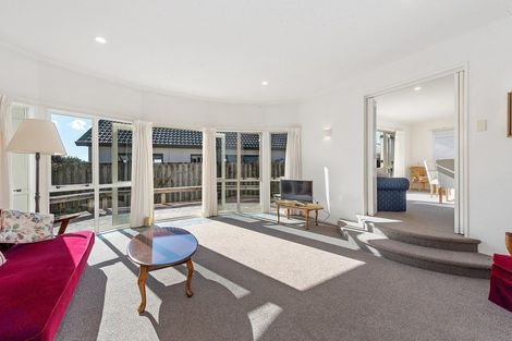 Photo of property in 14 Ben Lomond Place, Nawton, Hamilton, 3200