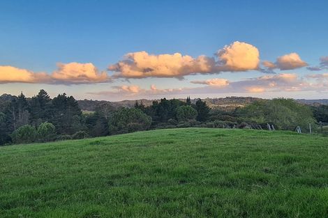 Photo of property in 679 Ridge Road, Riverhead, 0793