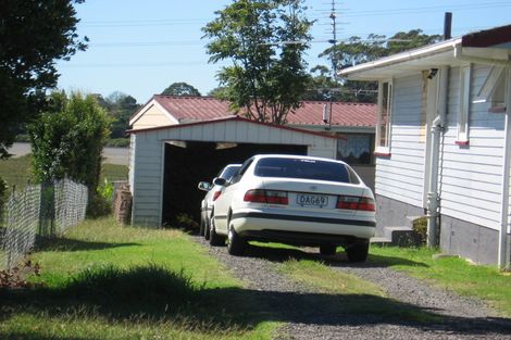 Photo of property in 2/80 Cobham Crescent, Kelston, Auckland, 0602