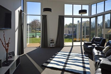 Photo of property in 14 Grange Settlement Road, Temuka, 7920