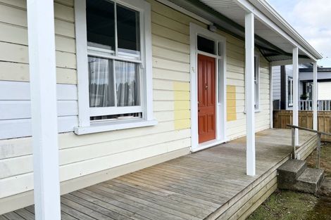 Photo of property in 24 Cole Street, Dannevirke, 4930