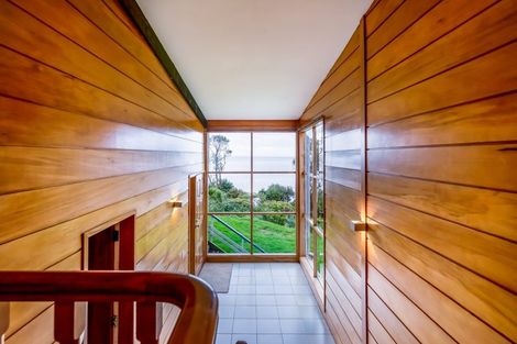 Photo of property in 57 Arapito Road, Titirangi, Auckland, 0604