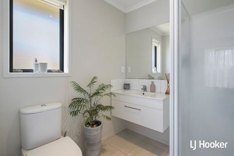 Photo of property in 32 Reel Road, Athenree, Waihi Beach, 3611