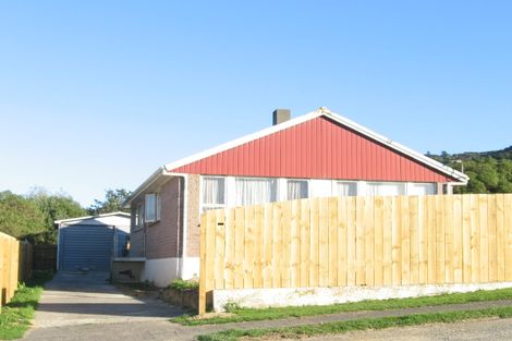 Photo of property in 28 Rangituhi Crescent, Takapuwahia, Porirua, 5022