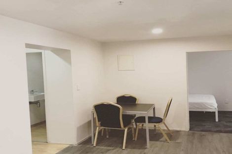 Photo of property in Empire Apartments, 1520/21 Whitaker Place, Grafton, Auckland, 1010