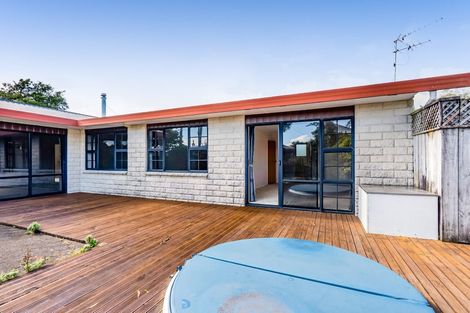 Photo of property in 37 Pembroke Road East, Stratford, 4332