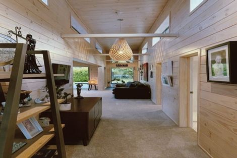 Photo of property in 17 Lookout Drive, Mount Creighton, Queenstown, 9371