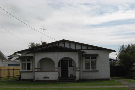Photo of property in 74 Alma Road, Gonville, Whanganui, 4501
