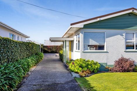 Photo of property in 96 Argyle Street, Hawera, 4610