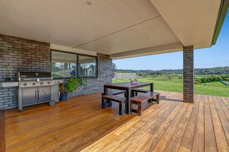 Photo of property in 22 Awatiro Drive, Kaukapakapa, 0871