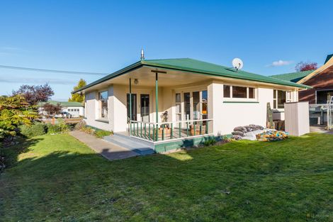Photo of property in 30 Hughes Street, Waimate, 7924