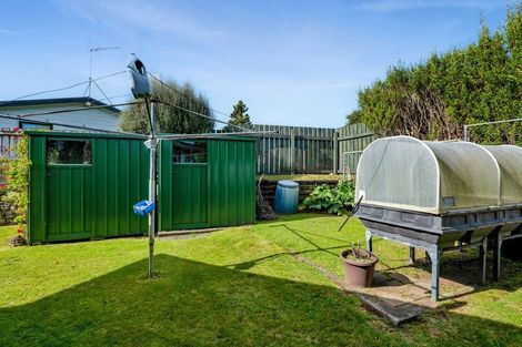 Photo of property in 2 Bronte Place, Whalers Gate, New Plymouth, 4310