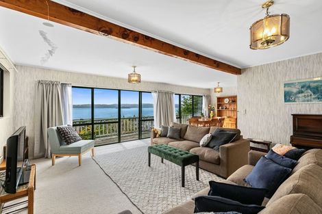 Photo of property in 15 Karaka Street, Eastbourne, Lower Hutt, 5013