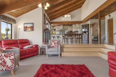 Photo of property in 52 Links View Drive, Omokoroa, 3114