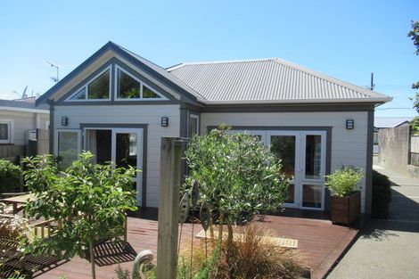 Photo of property in 23 Aurora Street, Petone, Lower Hutt, 5012