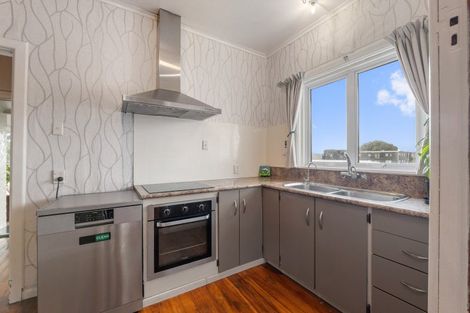 Photo of property in 47 Lemon Street, New Plymouth, 4310