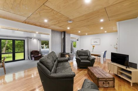 Photo of property in 15 John Road, Fairy Springs, Rotorua, 3015