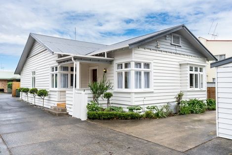 Photo of property in 893 Heaphy Terrace, Claudelands, Hamilton, 3214