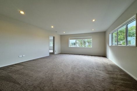 Photo of property in 39 Travis View Drive, Fairview Heights, Auckland, 0632