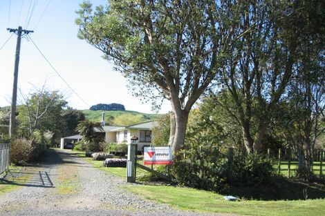 Photo of property in 27 Main Street, Hunterville, 4730