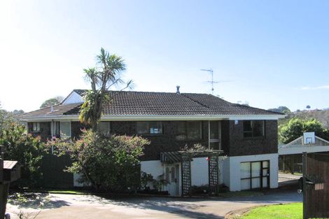 Photo of property in 1/32 Rapallo Place, Farm Cove, Auckland, 2012