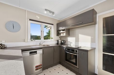 Photo of property in 21 Ogilvie Road, Kinloch, Taupo, 3377