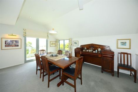 Photo of property in 185 Mount Pleasant Road, Mount Pleasant, Christchurch, 8081