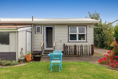 Photo of property in 22 Kowhai Avenue, Edgecumbe, 3120